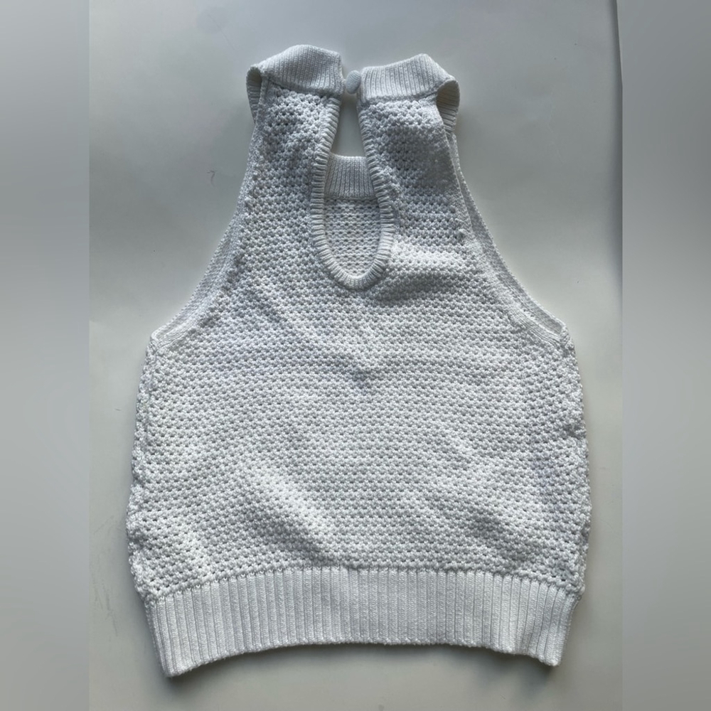 DH New York White Chunky Knit Halter Crop Top - Picture 3 of 6